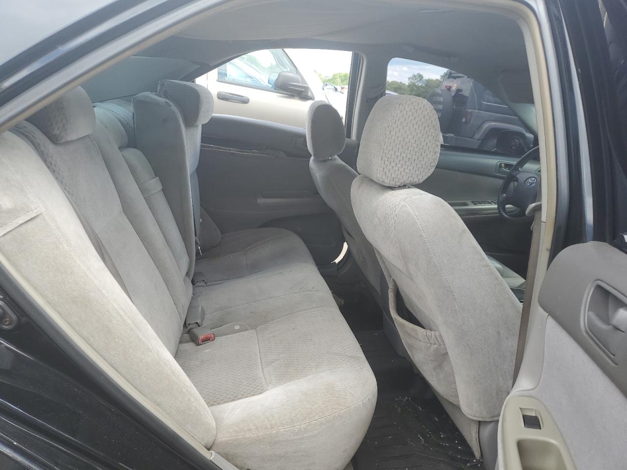 4T1BE32K24U292366 2004 Toyota Camry Le