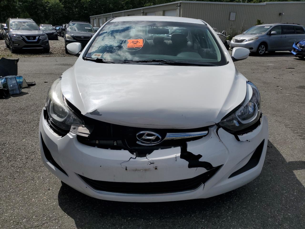 5NPDH4AE3GH680999 2016 Hyundai Elantra Se