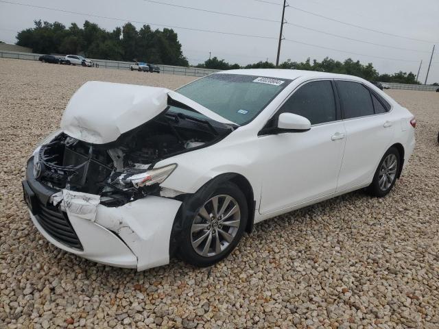 VIN 4T4BF1FK3GR537598 2016 Toyota Camry, LE no.1