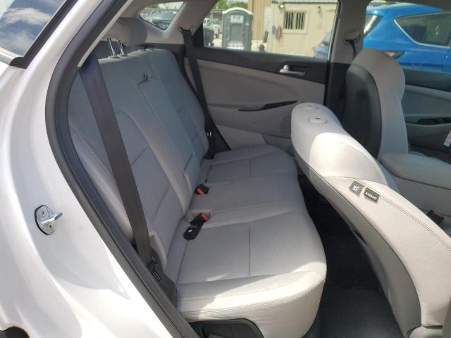 2019 HYUNDAI TUCSON SE - KM8J2CA49KU880348