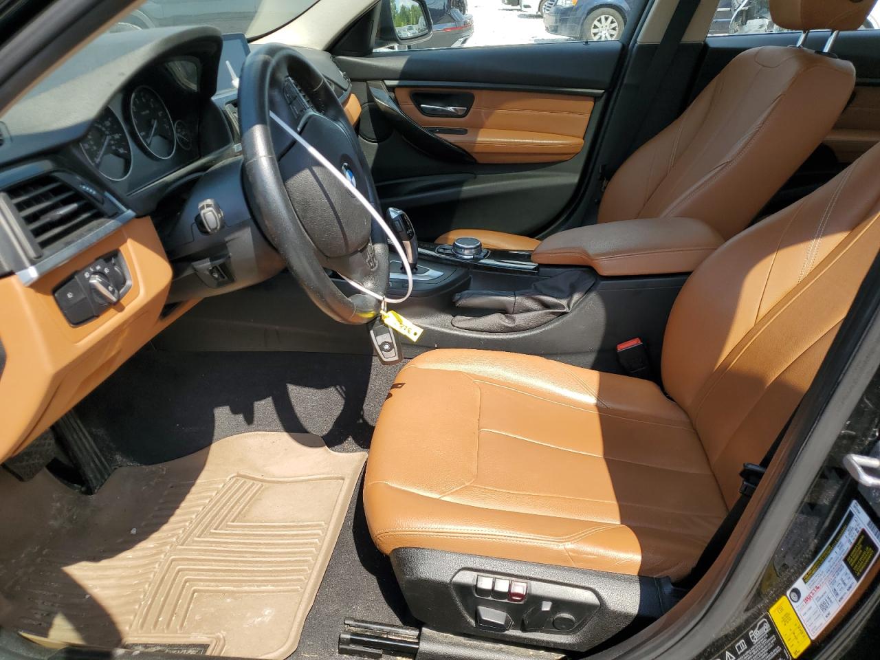 WBA3B3G58FNT19231 2015 BMW 328 Xi