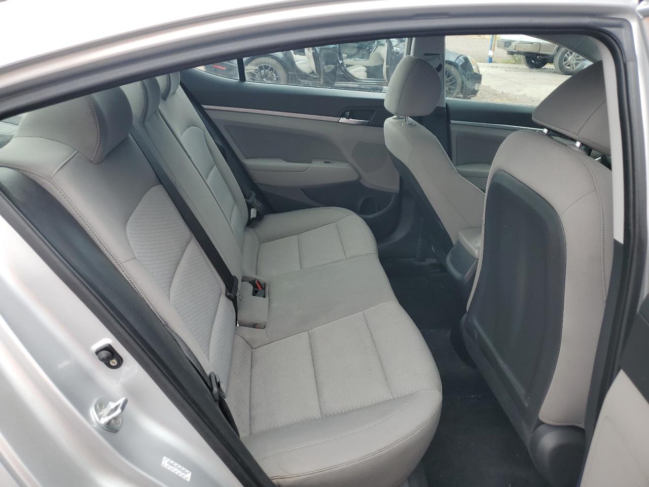 KMHD84LF7KU755929 2019 Hyundai Elantra Sel