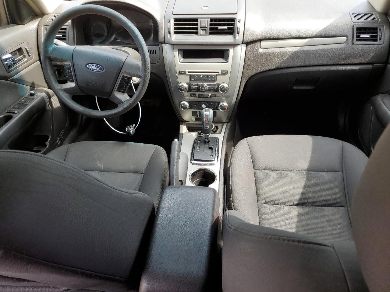 3FAHP0HG7AR403884 2010 Ford Fusion Se