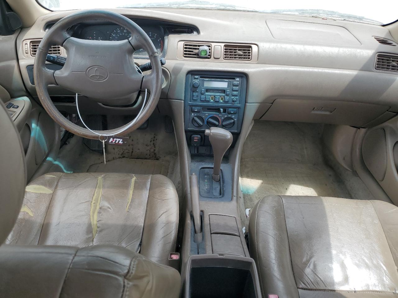 JT2BF28K5X0167269 1999 Toyota Camry Le