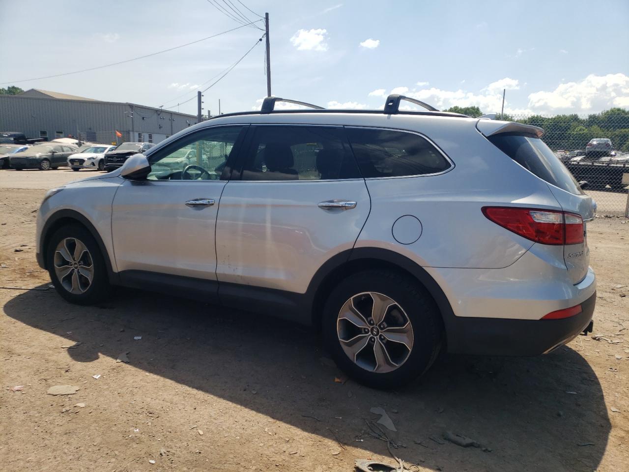 KM8SMDHF2FU108792 2015 Hyundai Santa Fe Gls