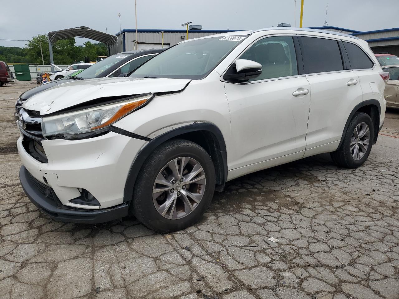 5TDJKRFH5FS153642 2015 Toyota Highlander Xle