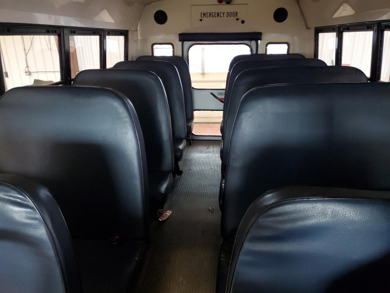 1FDDE35L19DA26549 2009 Ford Econoline E350 Super Duty Cutaway Van