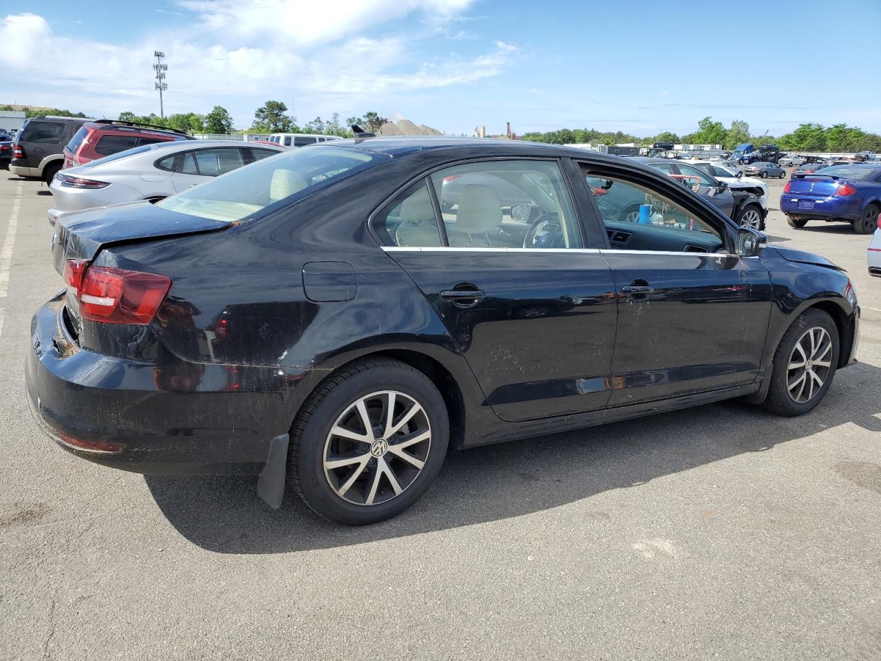 3VWDB7AJ1HM228607 2017 Volkswagen Jetta Se