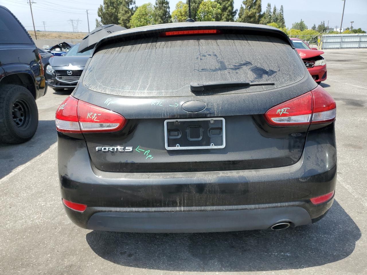 KNAFK5A89G5600015 2016 Kia Forte Lx