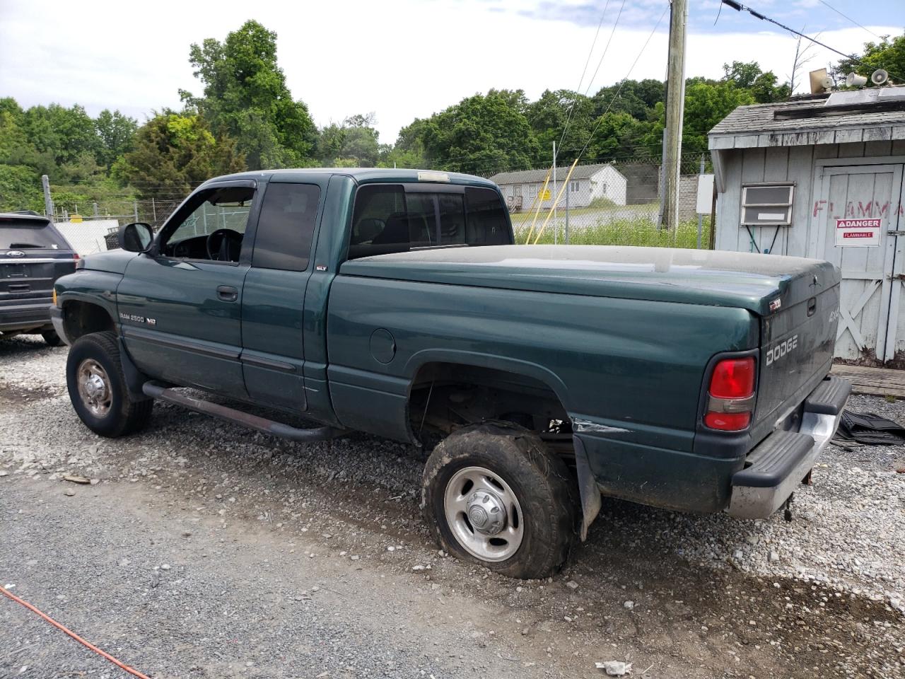 3B7KF23W82M215452 2002 Dodge Ram 2500