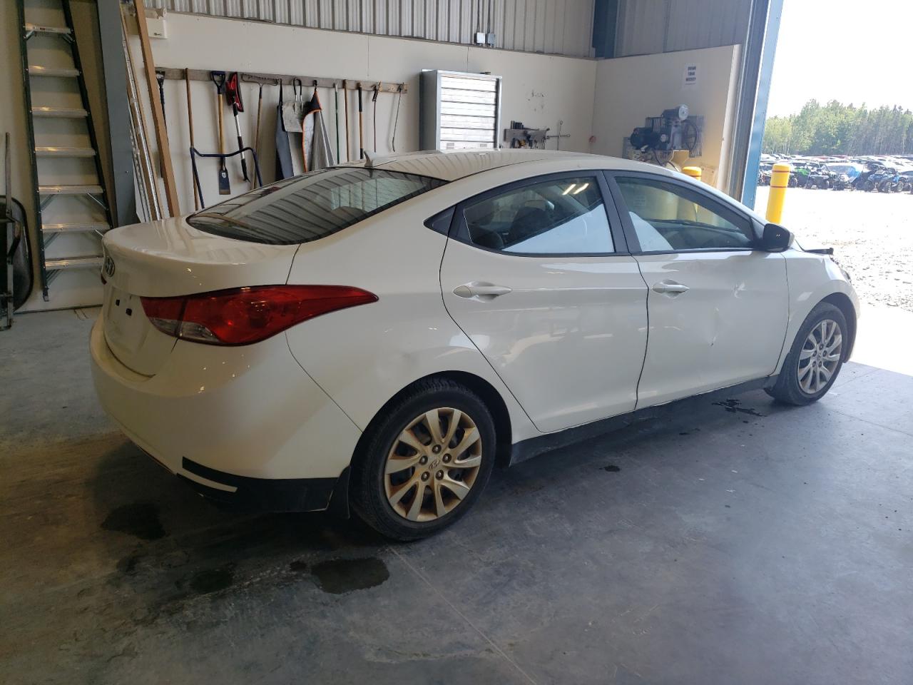 2012 Hyundai Elantra Gls vin: 5NPDH4AE8CH107722