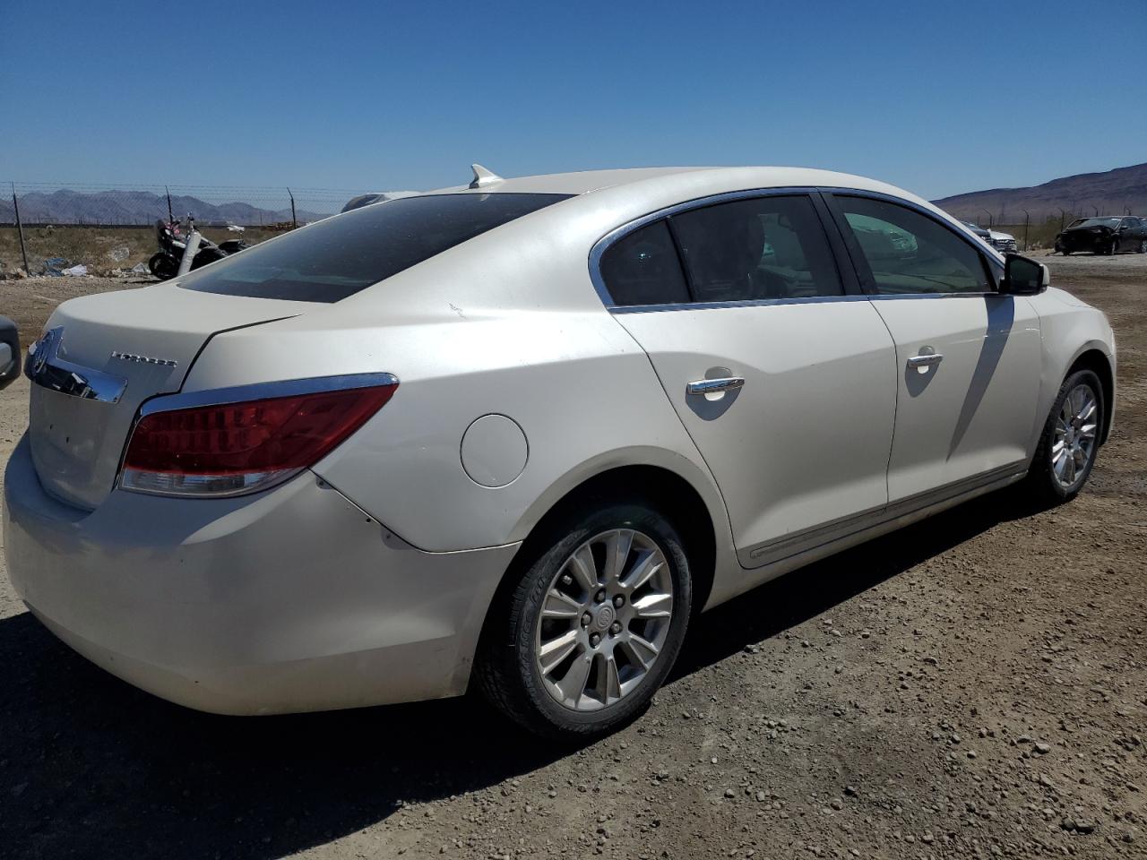 2012 Buick Lacrosse vin: 1G4GC5ER4CF285471