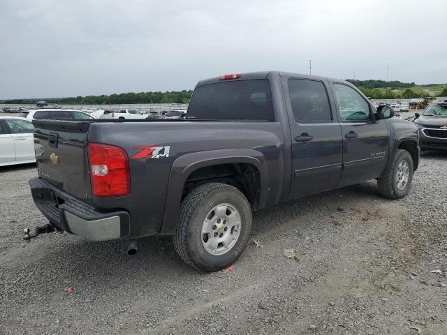 2010 Chevrolet Silverado - Image 3