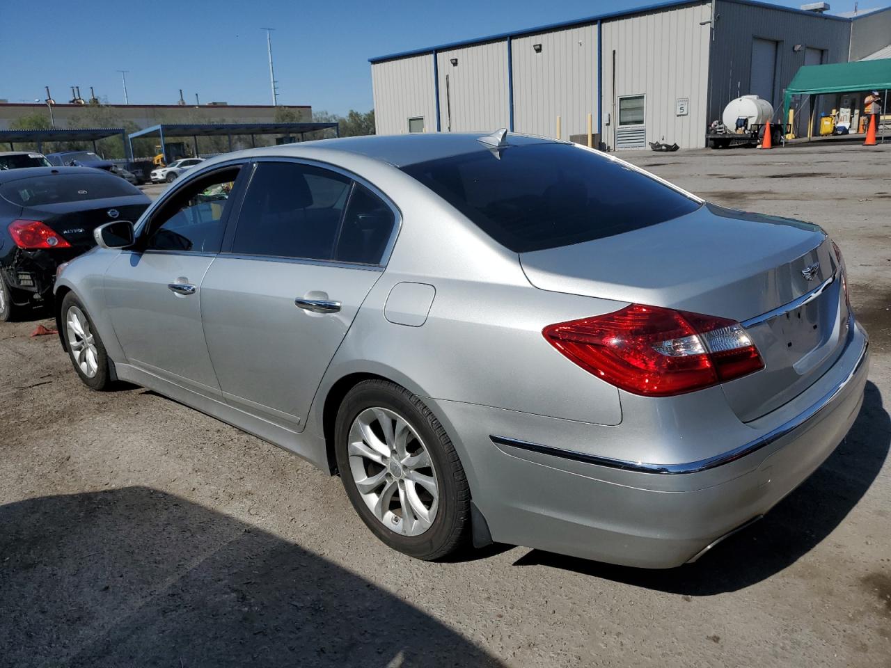 2013 Hyundai Genesis 3.8L vin: KMHGC4DD0DU247362