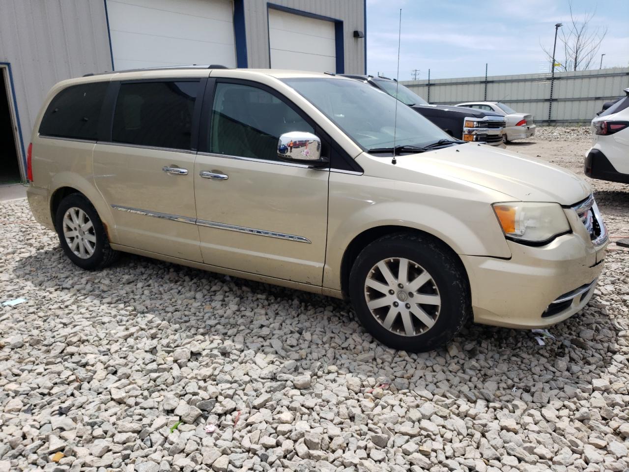 2A4RR6DG5BR745868 2011 Chrysler Town & Country Limited