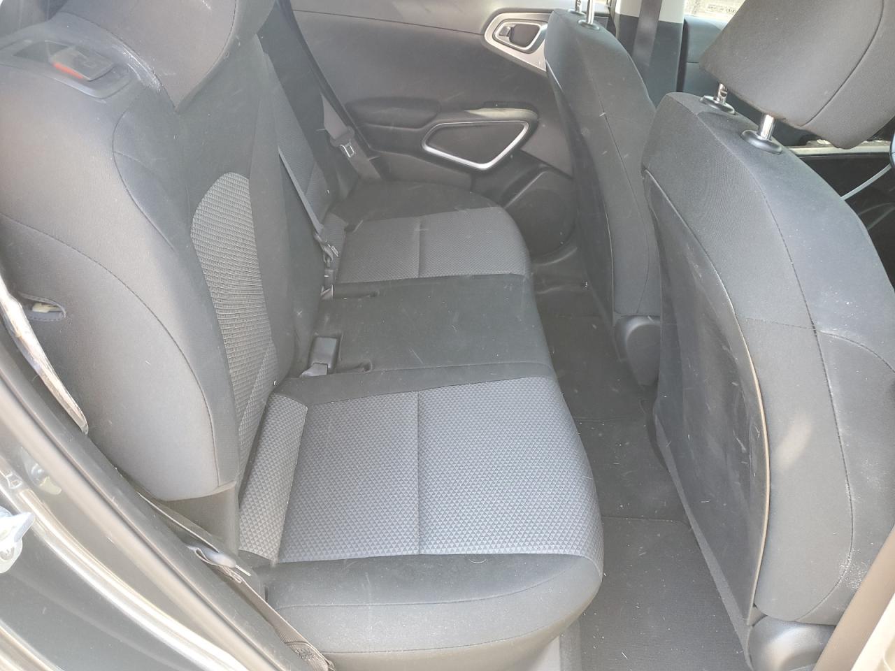 KNDJ23AU9L7716313 2020 Kia Soul Lx