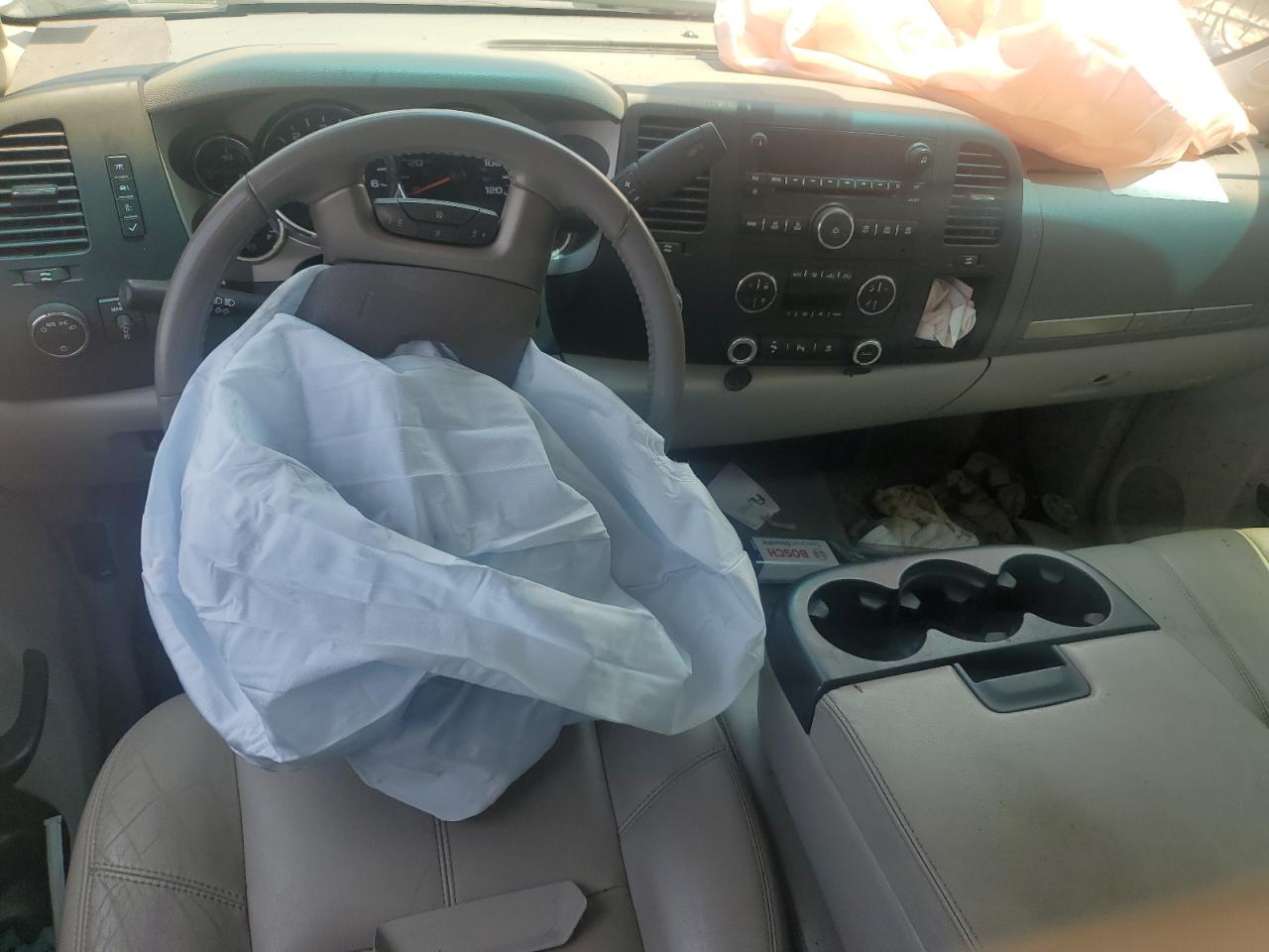 1GT120CG8BF263053 2011 GMC Sierra K2500 Sle