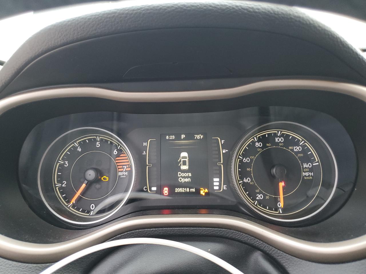 1C4PJLCB5GW222051 2016 Jeep Cherokee Latitude