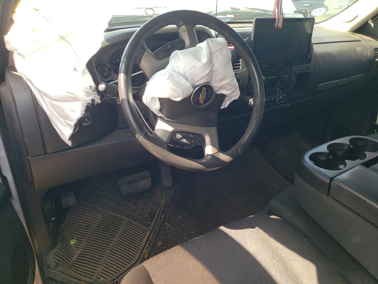 1GCRCSE05CZ204926 2012 Chevrolet Silverado C1500 Lt