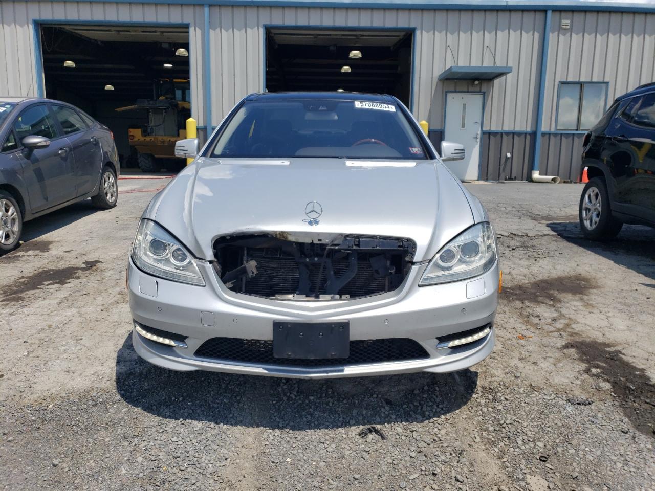 WDDNG8GB0AA315468 2010 Mercedes-Benz S 550 4Matic