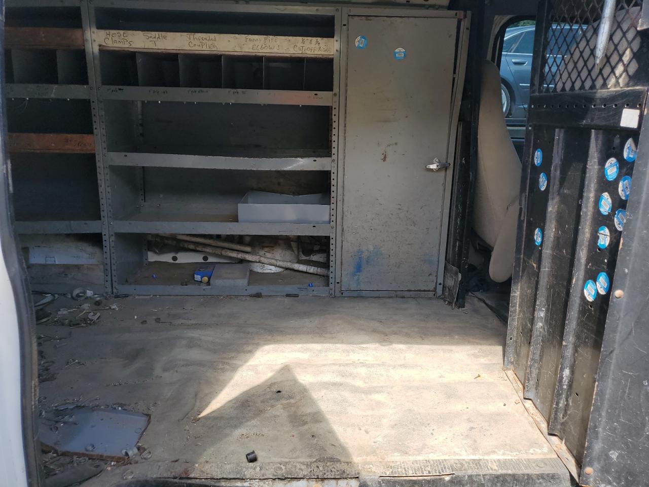 1FTNE24L61HA09375 2001 Ford Econoline E250 Van