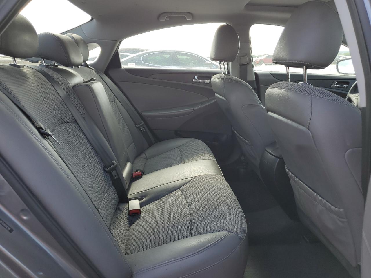 5NPEC4AB7DH669296 2013 Hyundai Sonata Se