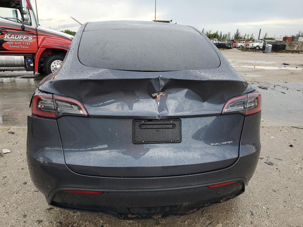 7SAYGDEE9PA192153 2023 Tesla Model Y