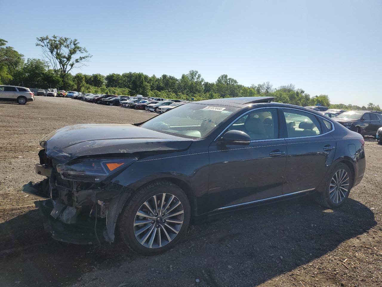 2017 Kia Cadenza Premium vin: KNALC4J16H5050982