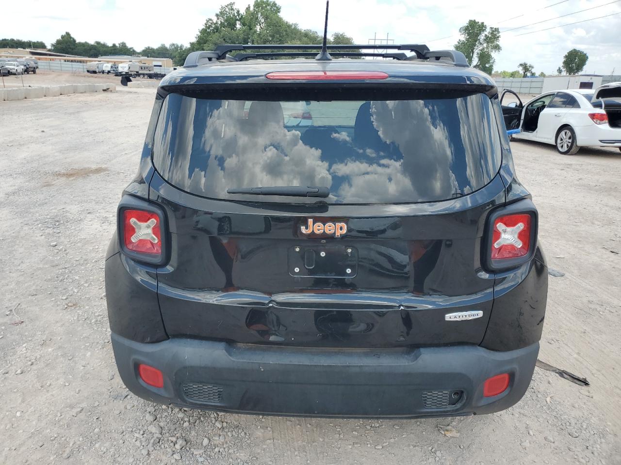 ZACCJABH0FPB57266 2015 Jeep Renegade Latitude