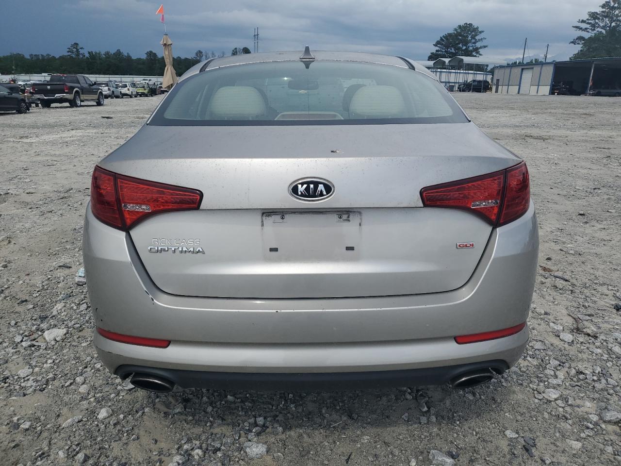 KNAGM4A72B5056630 2011 Kia Optima Lx