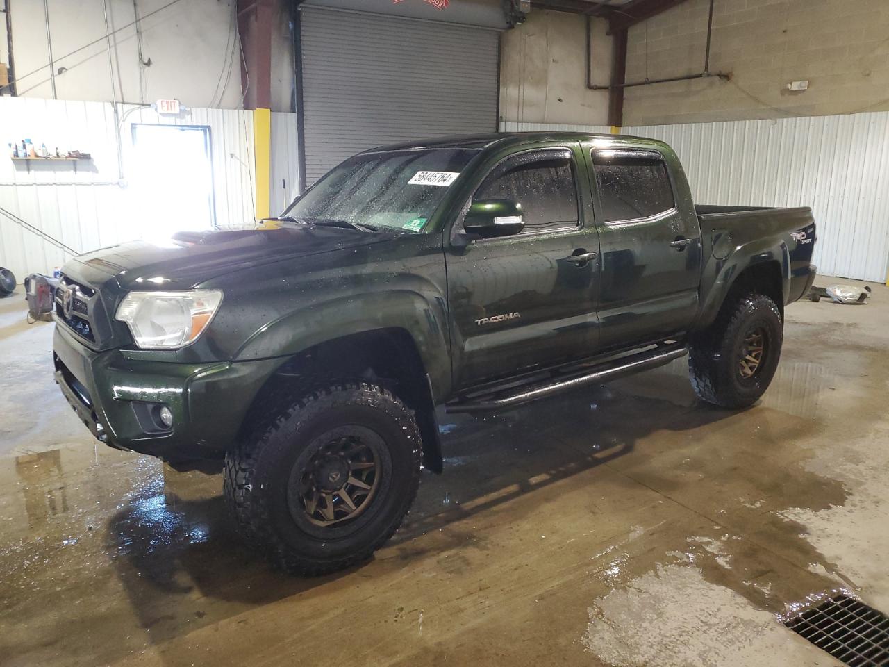 2013 Toyota Tacoma Double Cab vin: 3TMLU4EN4DM128015