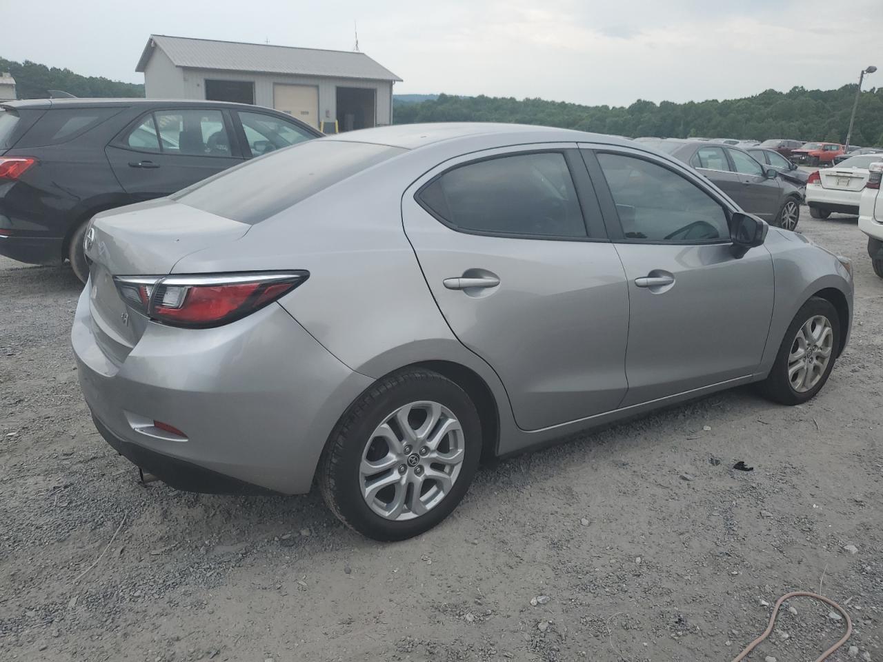 2016 Toyota Scion Ia vin: 3MYDLBZV2GY135761