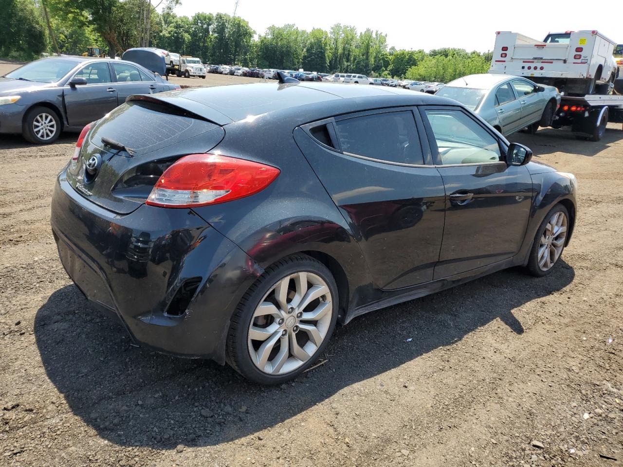 2012 Hyundai Veloster vin: KMHTC6AD0CU058370