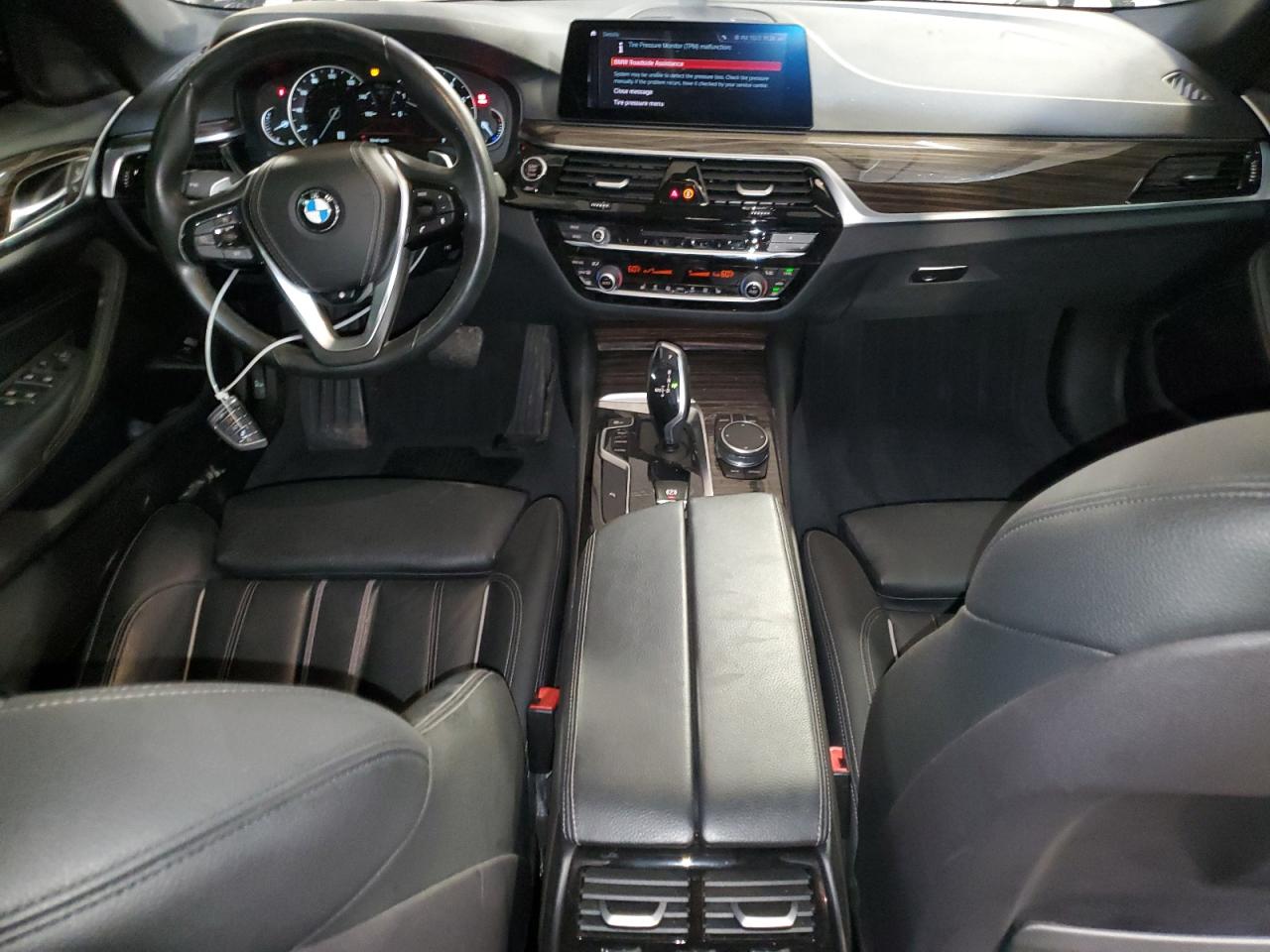 WBAJE7C58KWW13583 2019 BMW 540 Xi