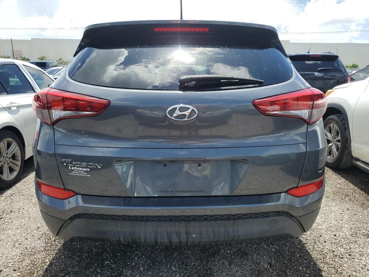 KM8J23A44JU658539 2018 Hyundai Tucson Se