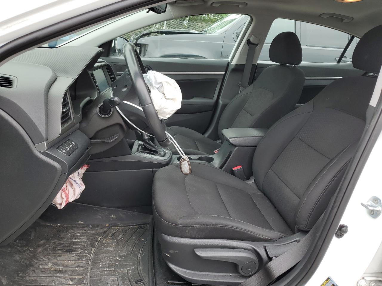 5NPD84LF8KH477346 2019 Hyundai Elantra Sel