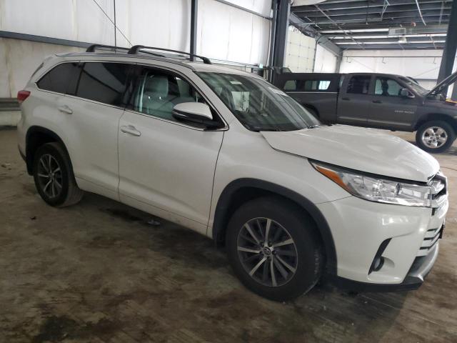 2017 Toyota Highlander Se VIN: 5TDJZRFH3HS374624 Lot: 58735694