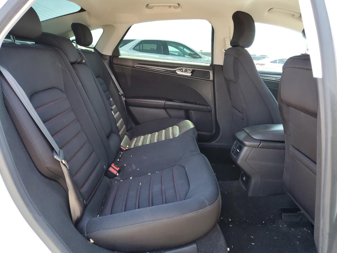 3FA6P0H73FR263475 2015 Ford Fusion Se