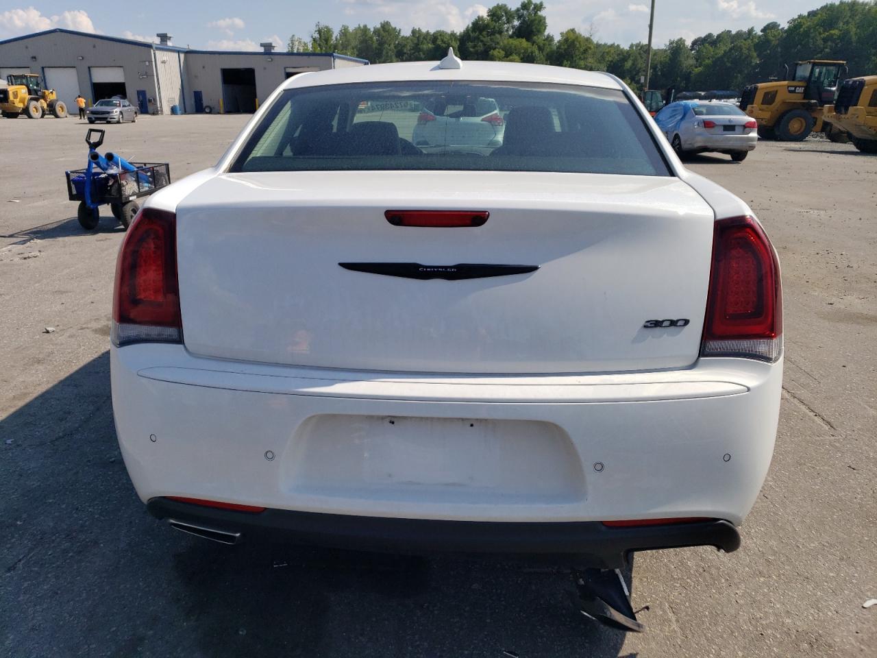 2C3CCADG6PH556163 2023 Chrysler 300 Touring L