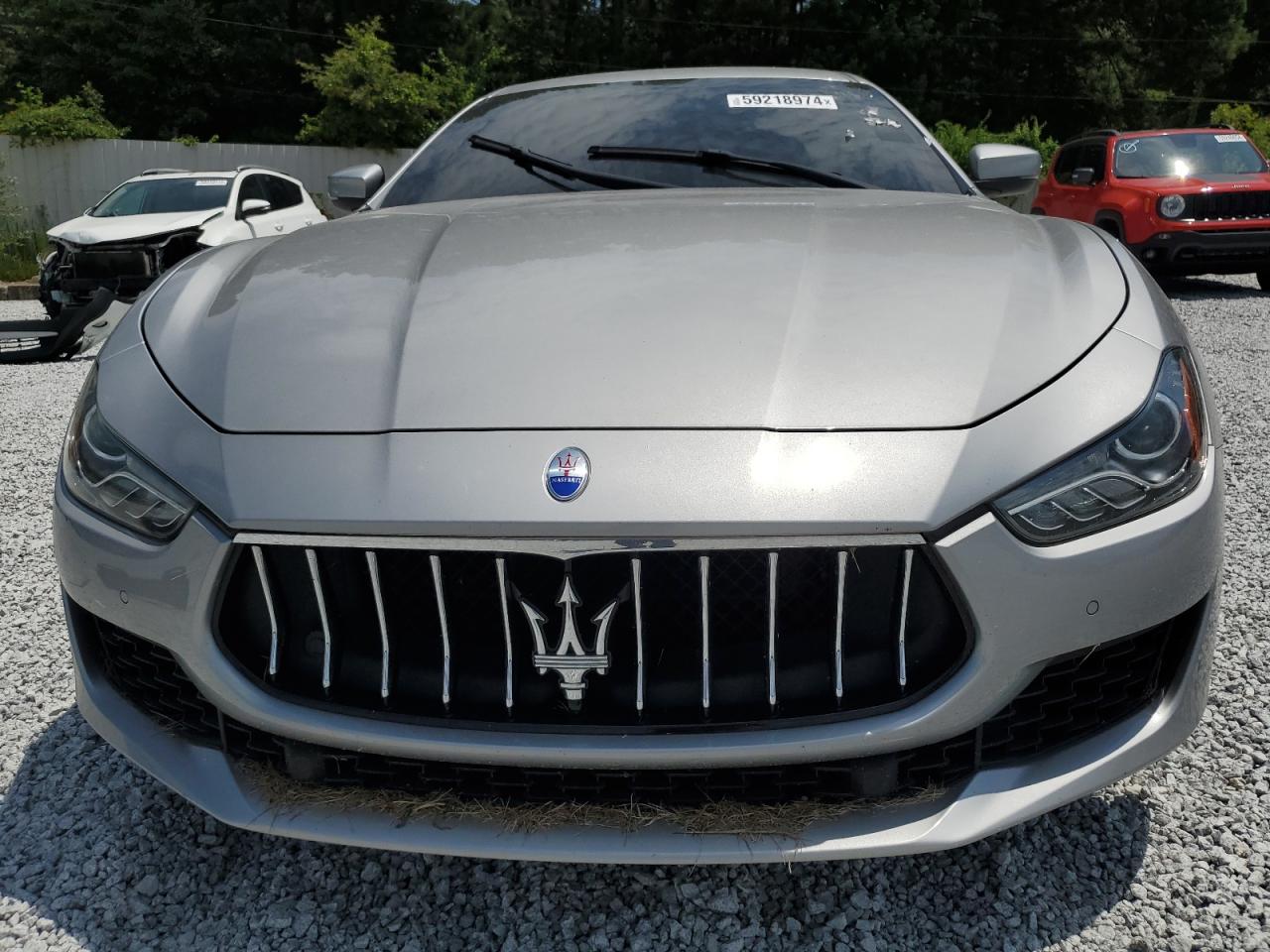 2018 Maserati Ghibli vin: ZAM57XSAXJ1284812