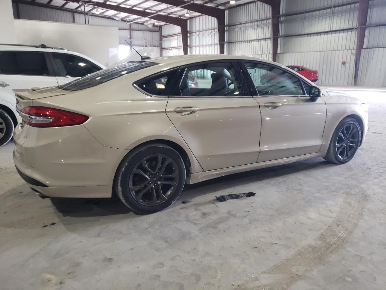 3FA6P0H74JR156704 2018 Ford Fusion Se