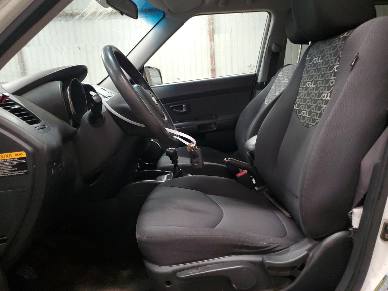 KNDJT2A22B7280893 2011 Kia Soul +