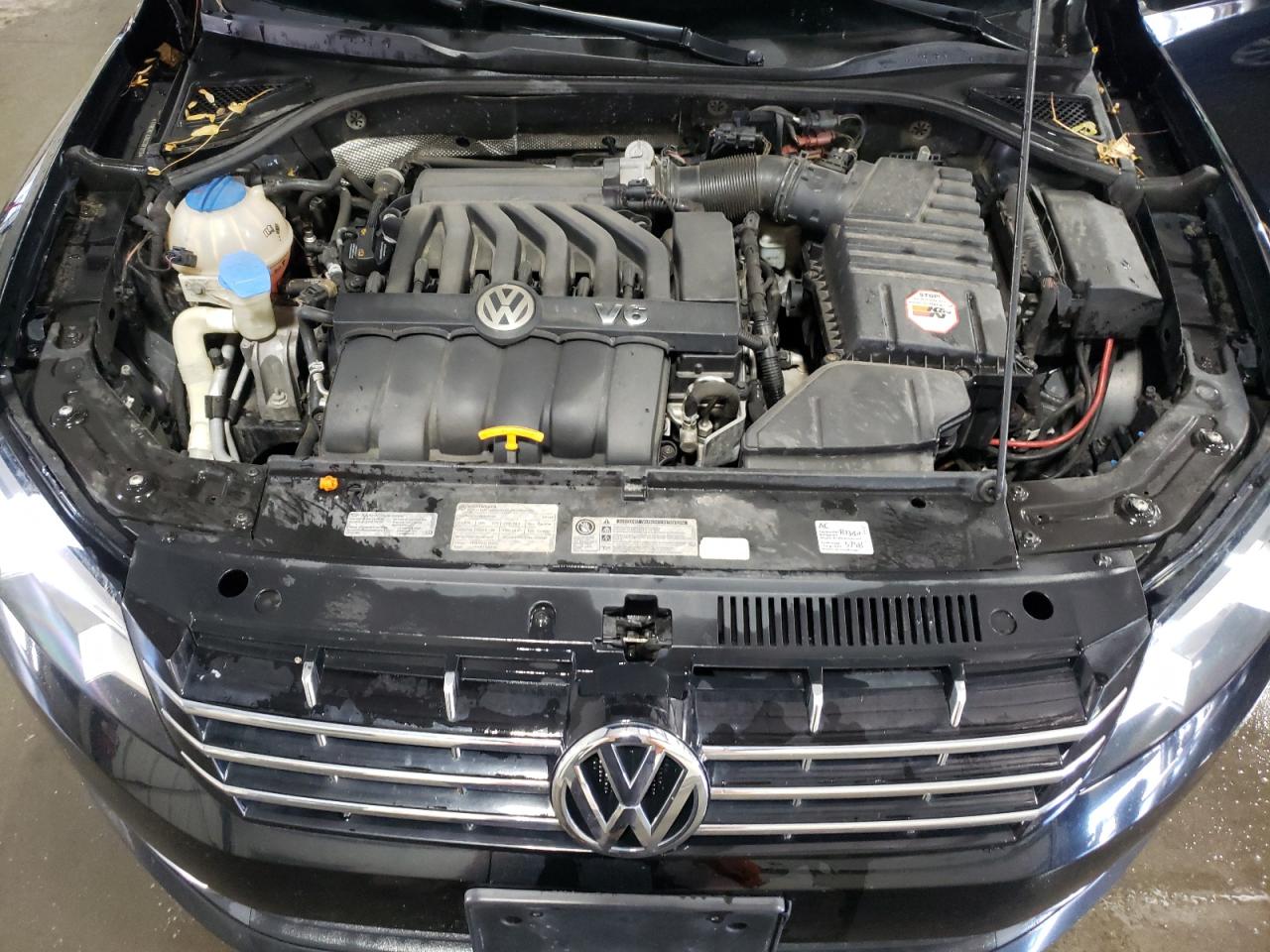 1VWCM7A30CC001913 2012 Volkswagen Passat Sel