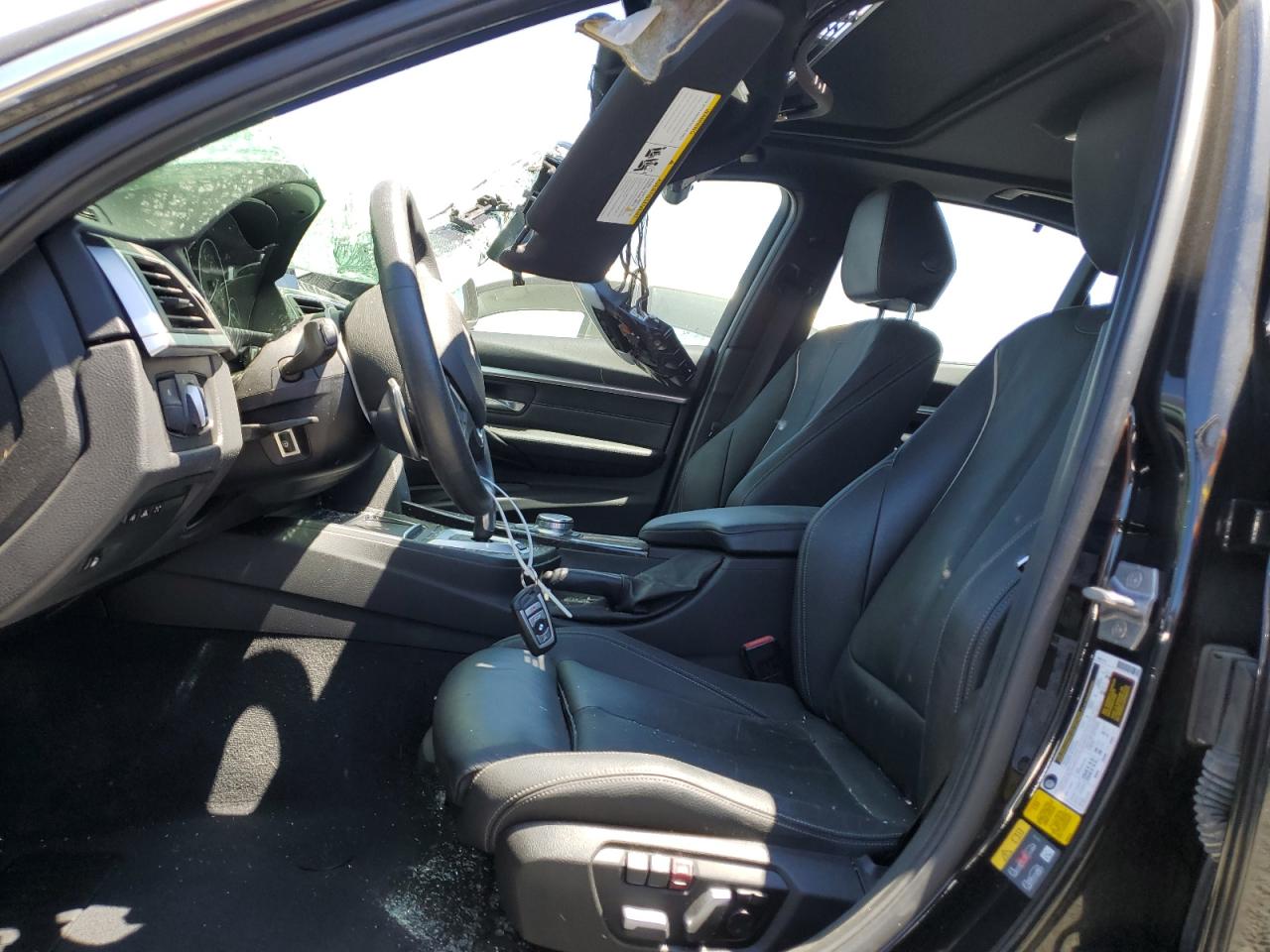 WBA8E1C33HA029964 2017 BMW 330E