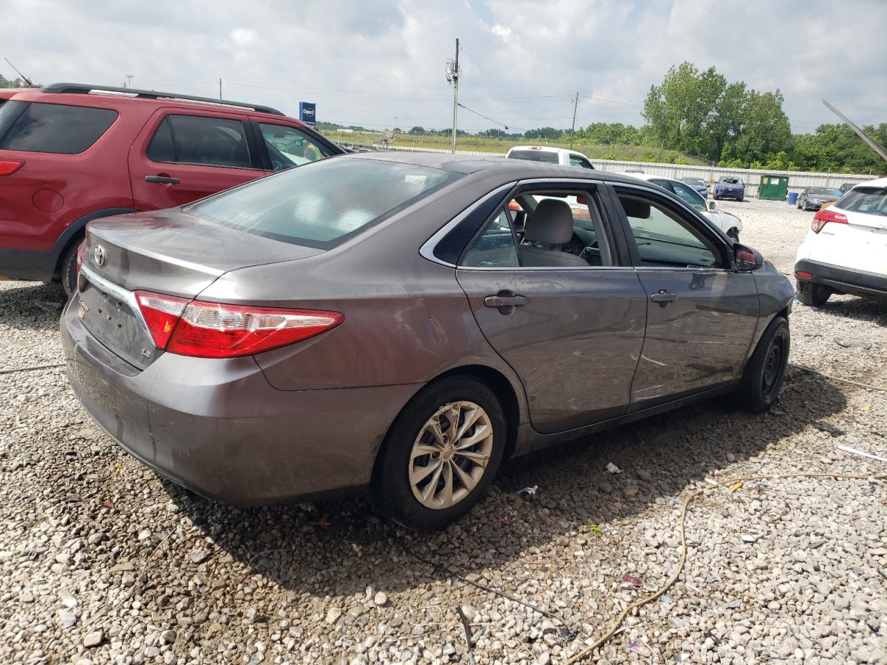 2015 Toyota Camry Le vin: 4T1BF1FK0FU875856