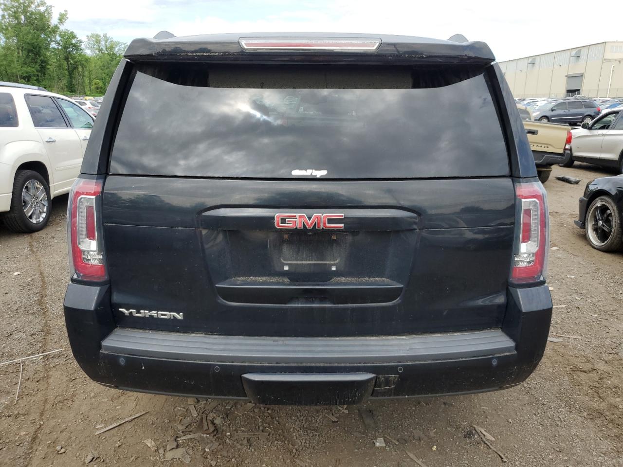 1GKS2AKC0GR135957 2016 GMC Yukon Sle