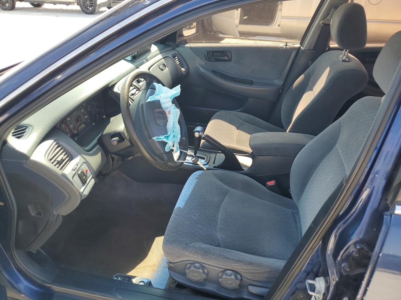 JHMCG56411C010759 2001 Honda Accord Lx