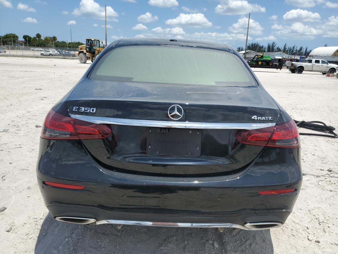 2021 Mercedes-Benz E 350 4Matic vin: W1KZF8EB9MA922626