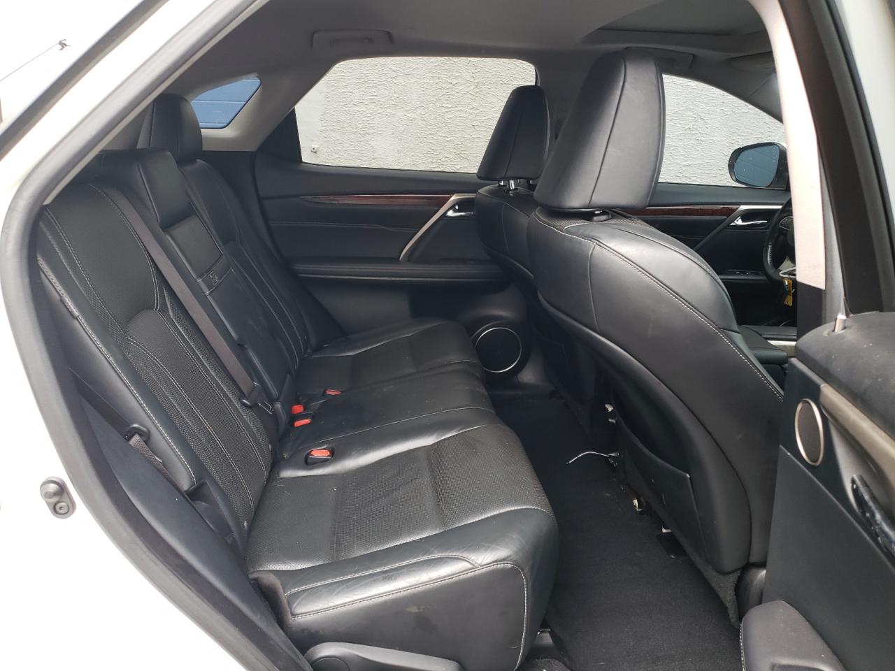 JTJBZMCAXH2017606 2017 Lexus Rx 350 Base