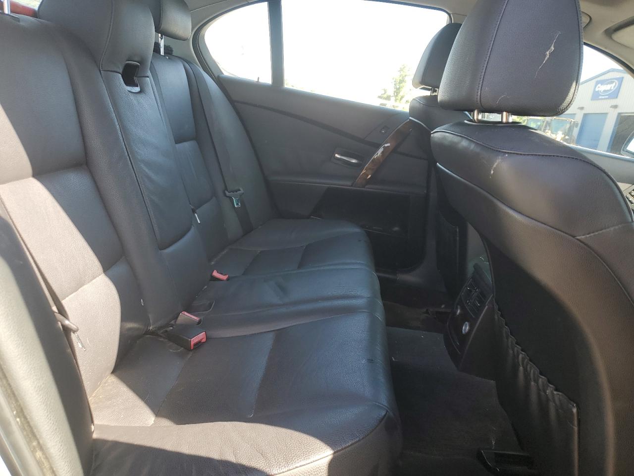 WBANF33556CS37035 2006 BMW 525 Xi